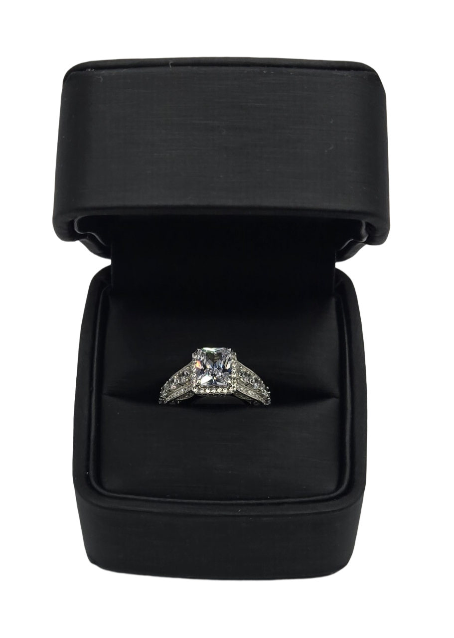 Leatherette Ring Box