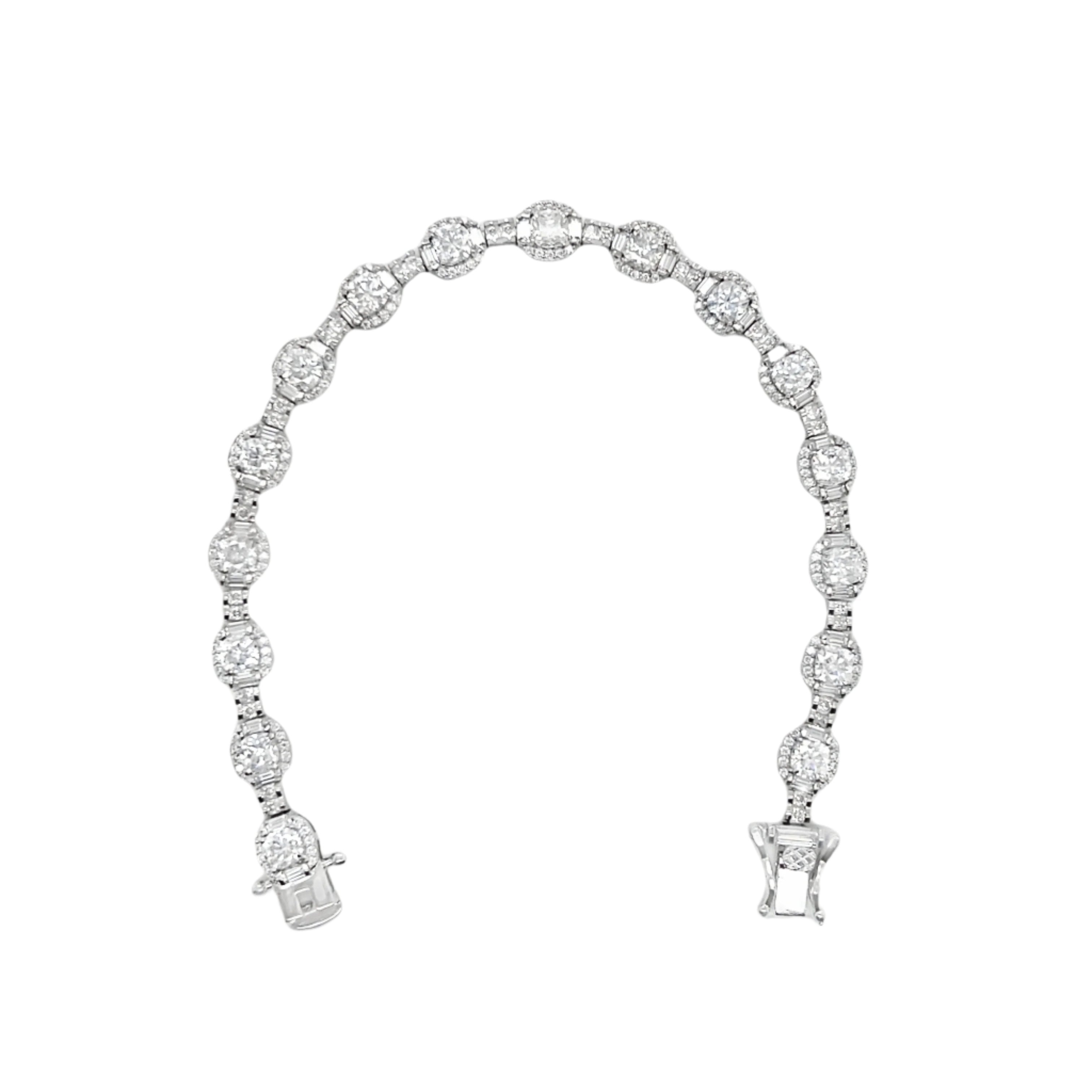 Sterling Silver Moissanite Round Halo Cluster Link Bracelet (7")